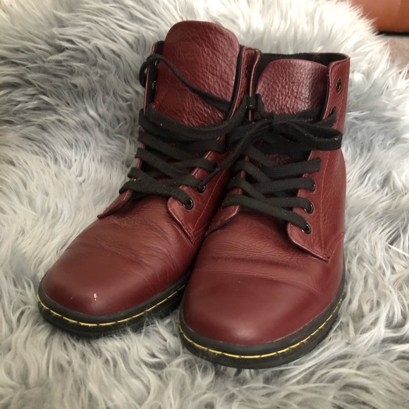 Dr. Martens Shoes - Doc Martens - Burgundy